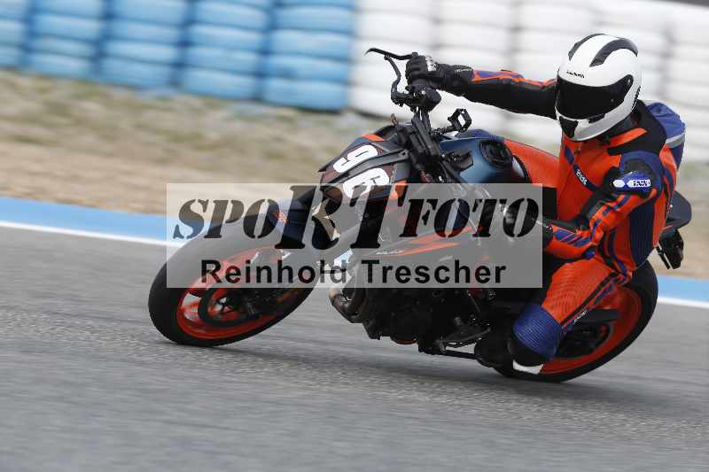 /02 28.-31.01.2025 Moto Center Thun Jerez/blau-blue/96